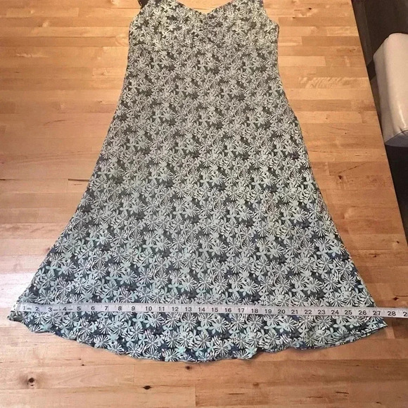 Ann Taylor Loft Blue Flowered Dress - Picture 4 of 10